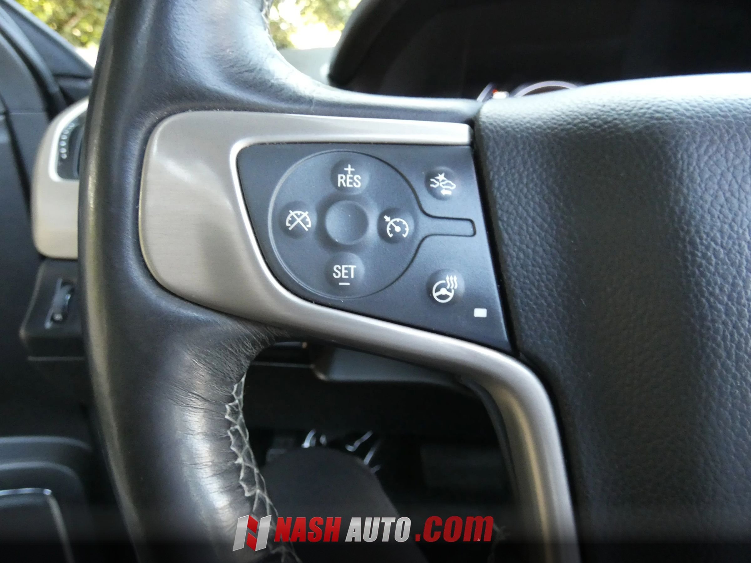 Used 2017 GMC Yukon Denali w/ Open Road Package RWD image 73