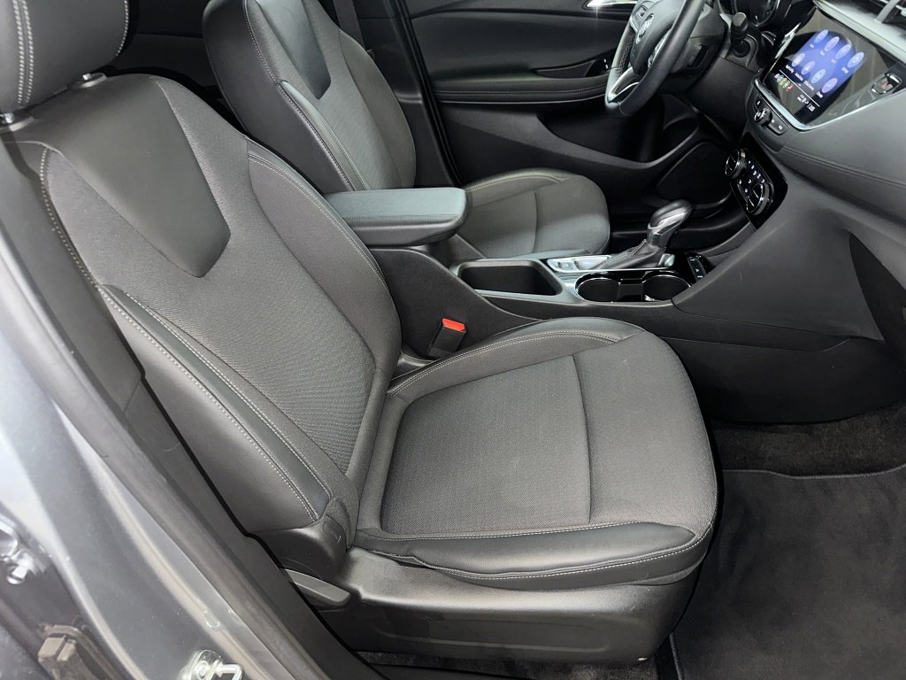 Used 2023 Buick Encore GX Select image 30