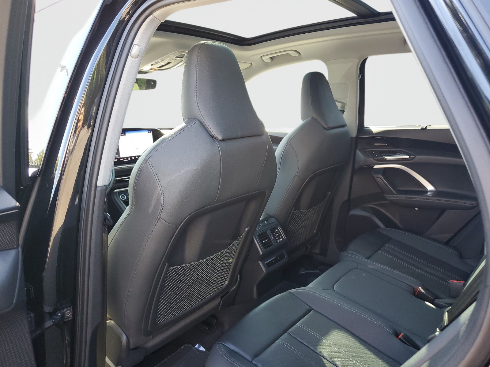 Used 2025 Audi Q5 Premium w/ Premium Plus AWD/4WD image 14