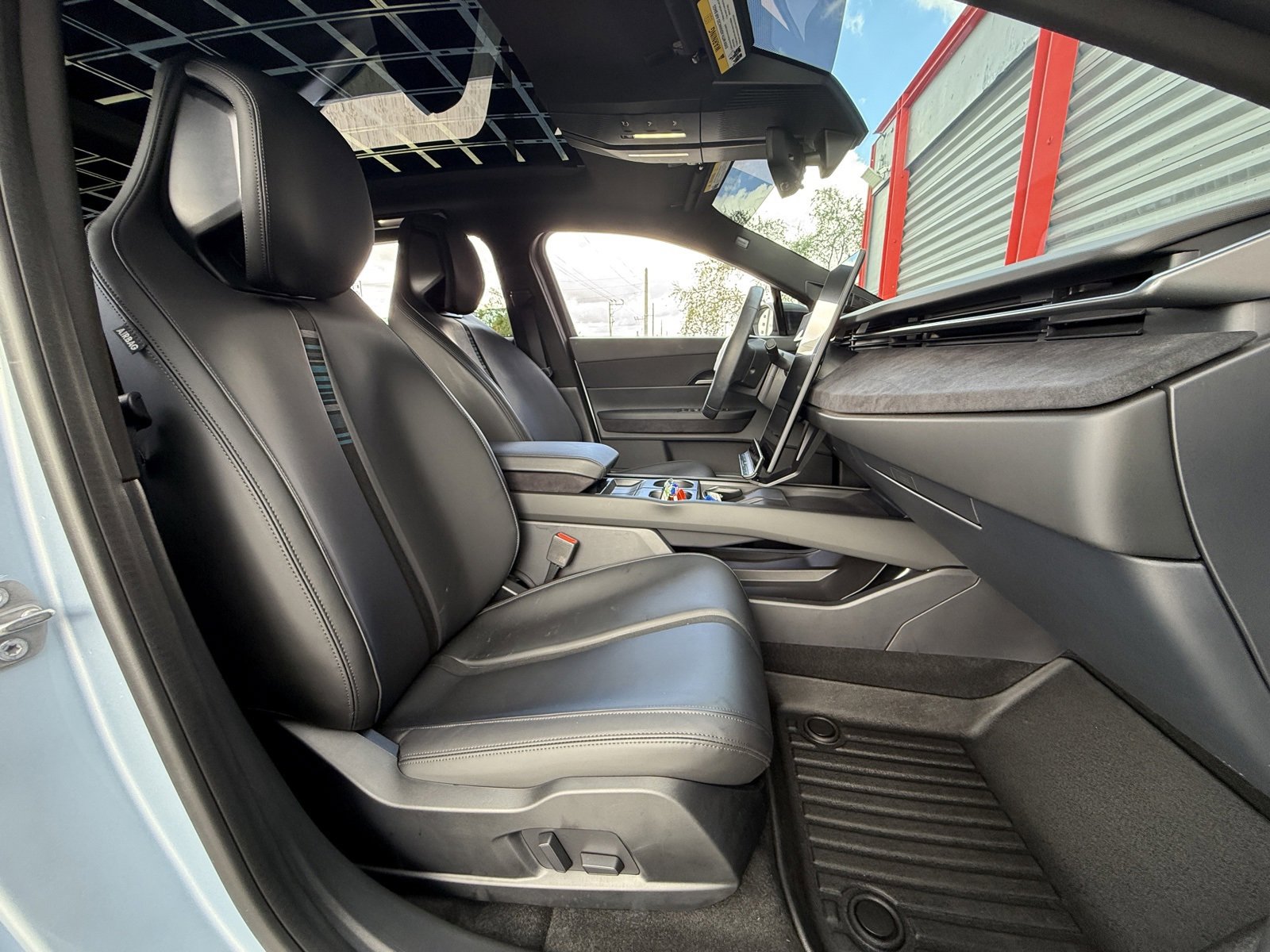 Used 2023 Fisker Ocean Extreme image 18