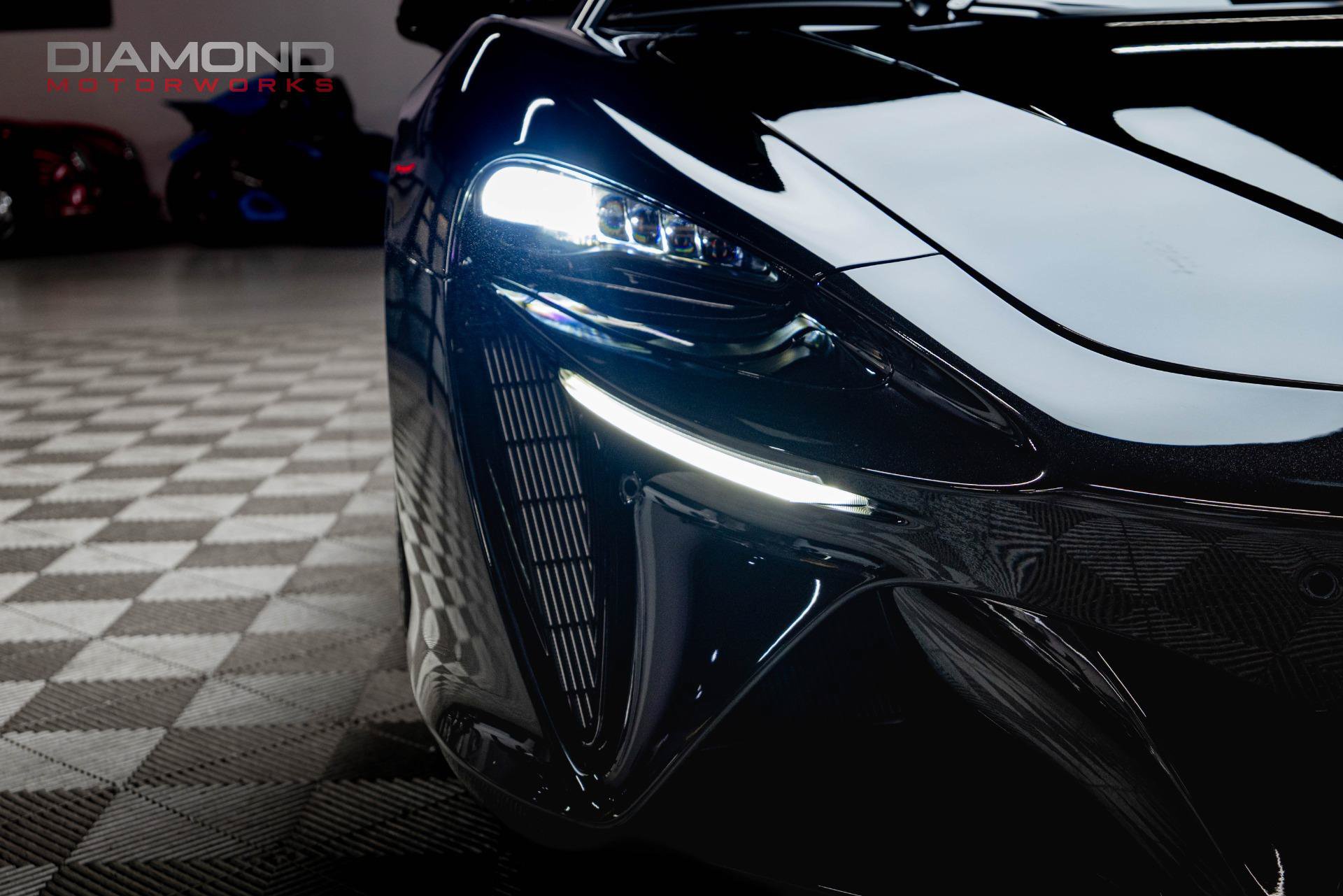 Used 2026 McLaren Artura Spider RWD image 41