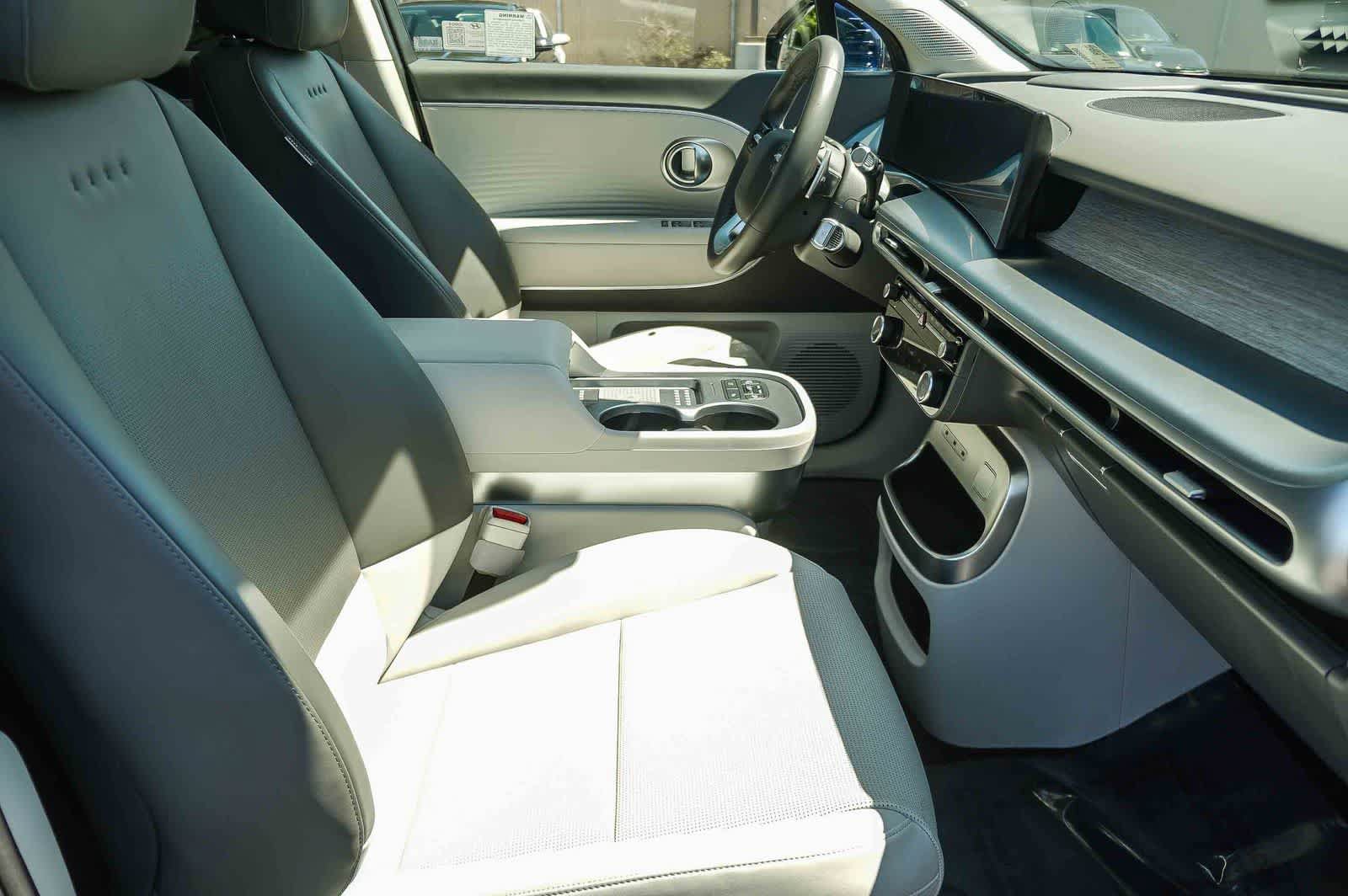 Certified 2026 Hyundai Ioniq 9 SEL AWD/4WD image 22