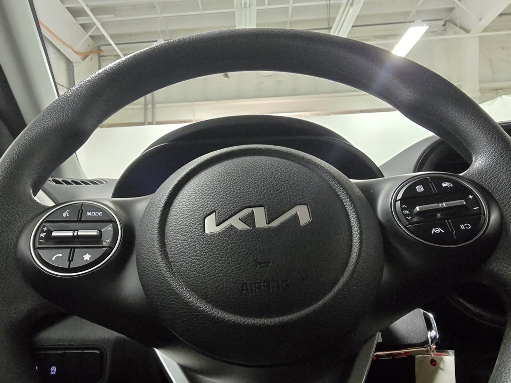 Used 2023 Kia Soul LX w/ LX Technology Package image 24
