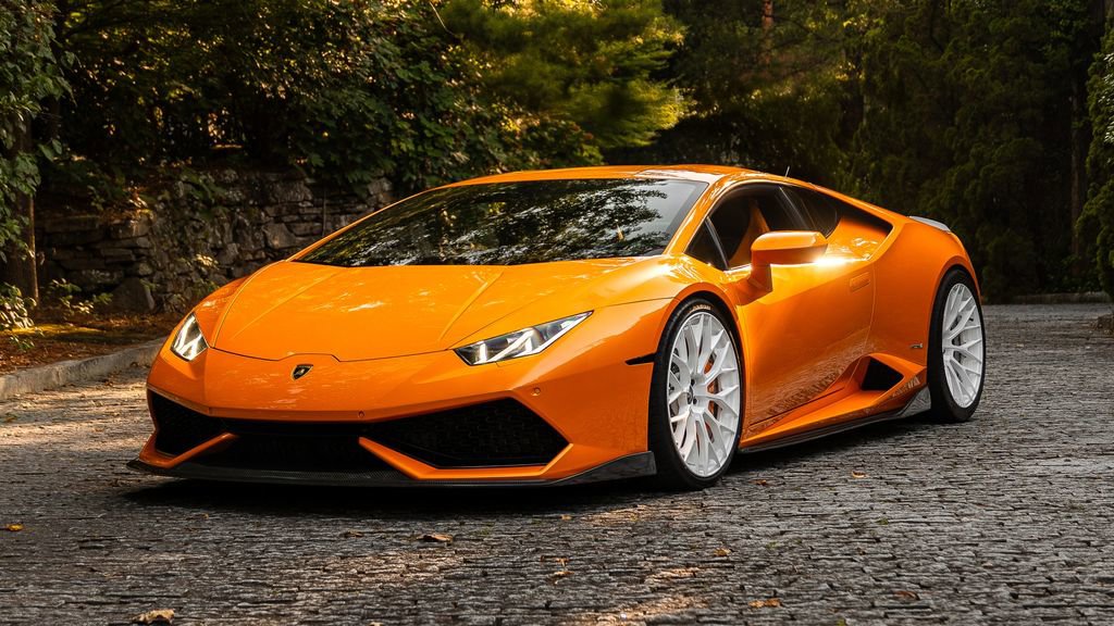 Used 2015 Lamborghini Huracan LP 610-4 image 2