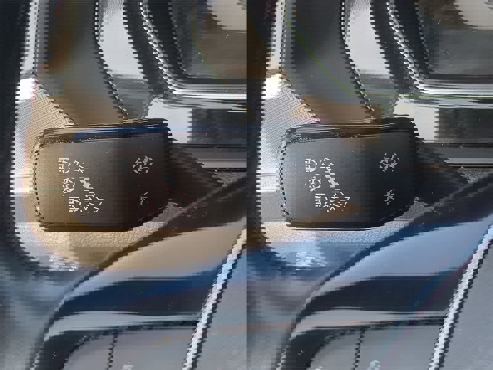 Used 2021 Volkswagen Jetta R-Line w/ R-Line Cold Weather Package image 33