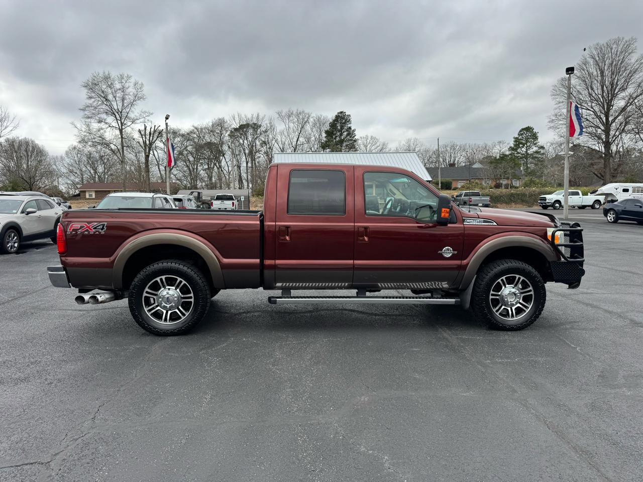 Used 2016 Ford F250 Lariat w/ Lariat Ultimate Package image 5