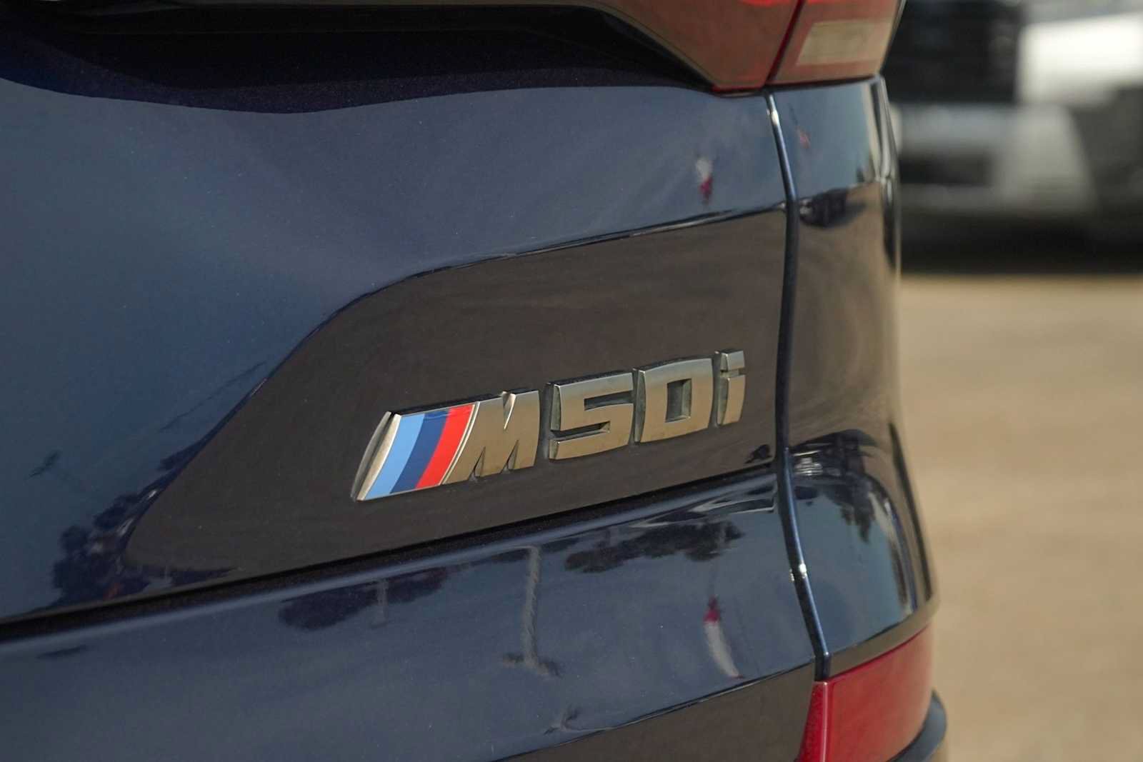 Used 2023 BMW X5 M50i w/ Parking Assistance Package AWD/4WD image 8