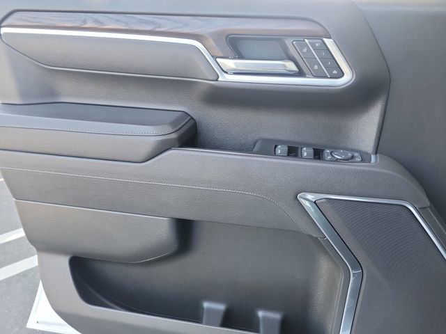 Used 2025 GMC Sierra 1500 SLT AWD/4WD image 19