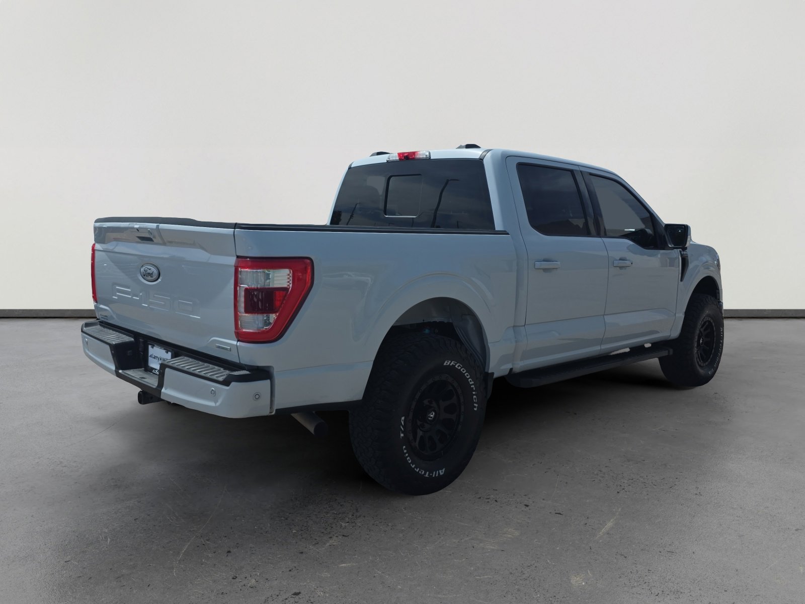 Used 2022 Ford F150 Lariat w/ Equipment Group 502A High image 5