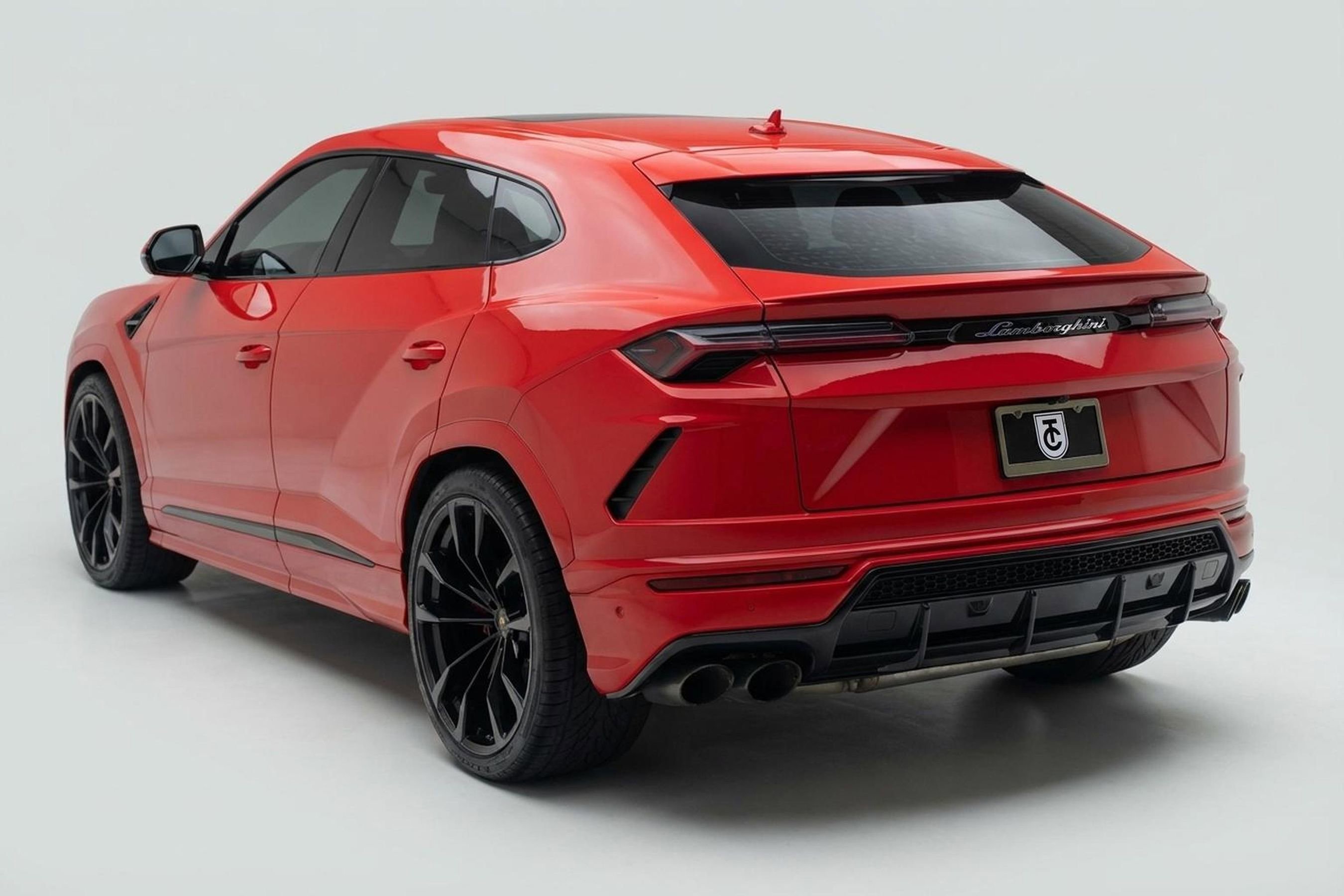 Used 2022 Lamborghini Urus AWD/4WD image 16