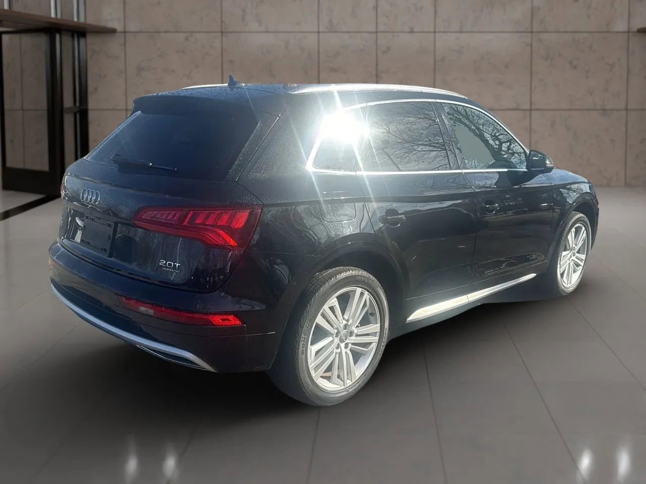 Used 2018 Audi Q5 2.0T Premium Plus w/ Premium Plus Package image 7