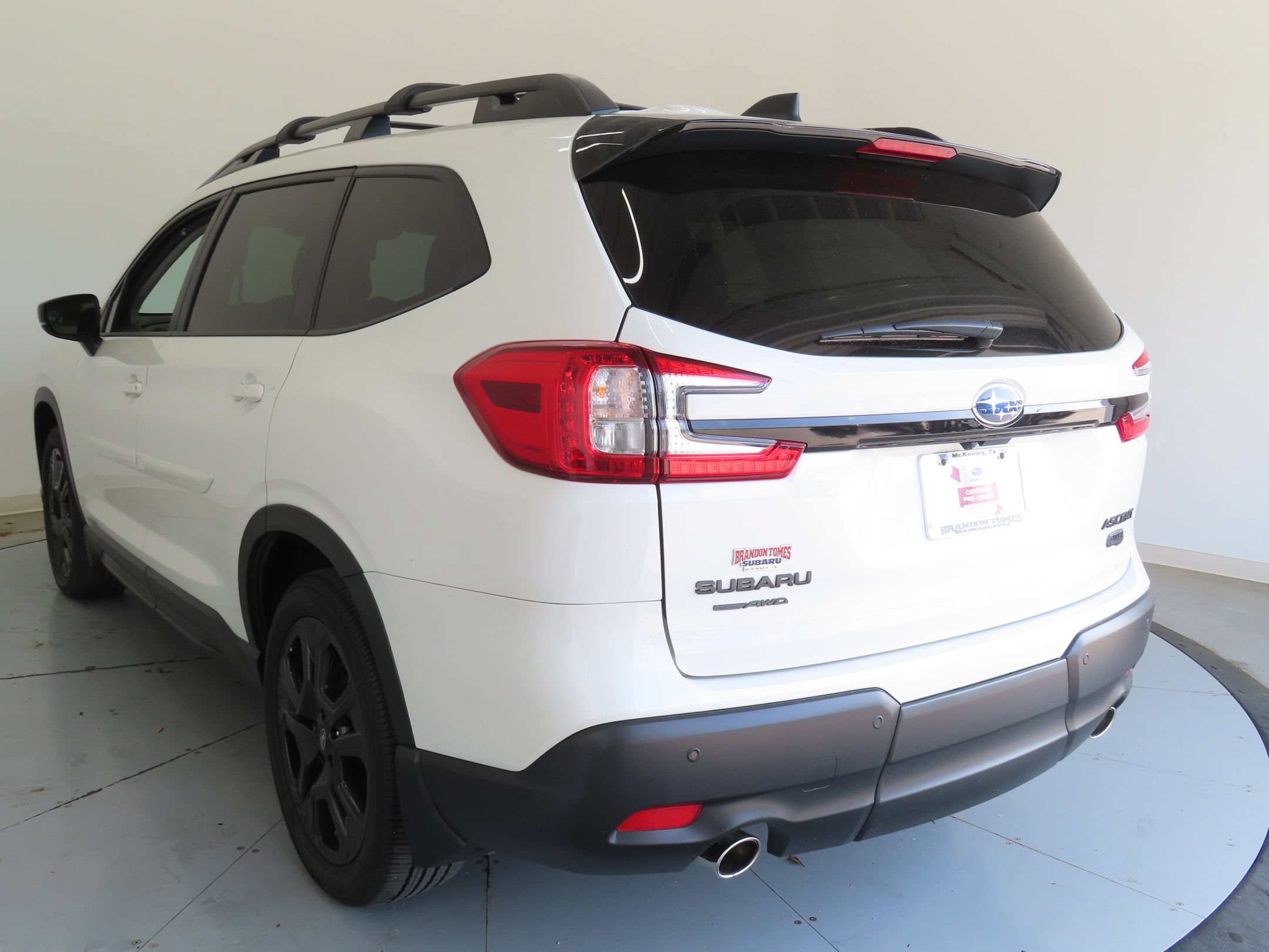 Certified 2025 Subaru Ascent Bronze Edition AWD/4WD image 6