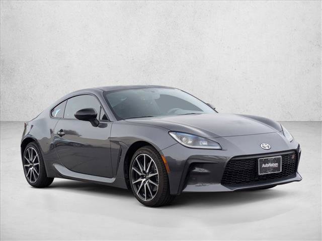 Used 2024 Toyota GR86 image 3