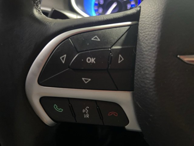 Used 2015 Chrysler 200 Limited w/ Convenience Group FWD image 21