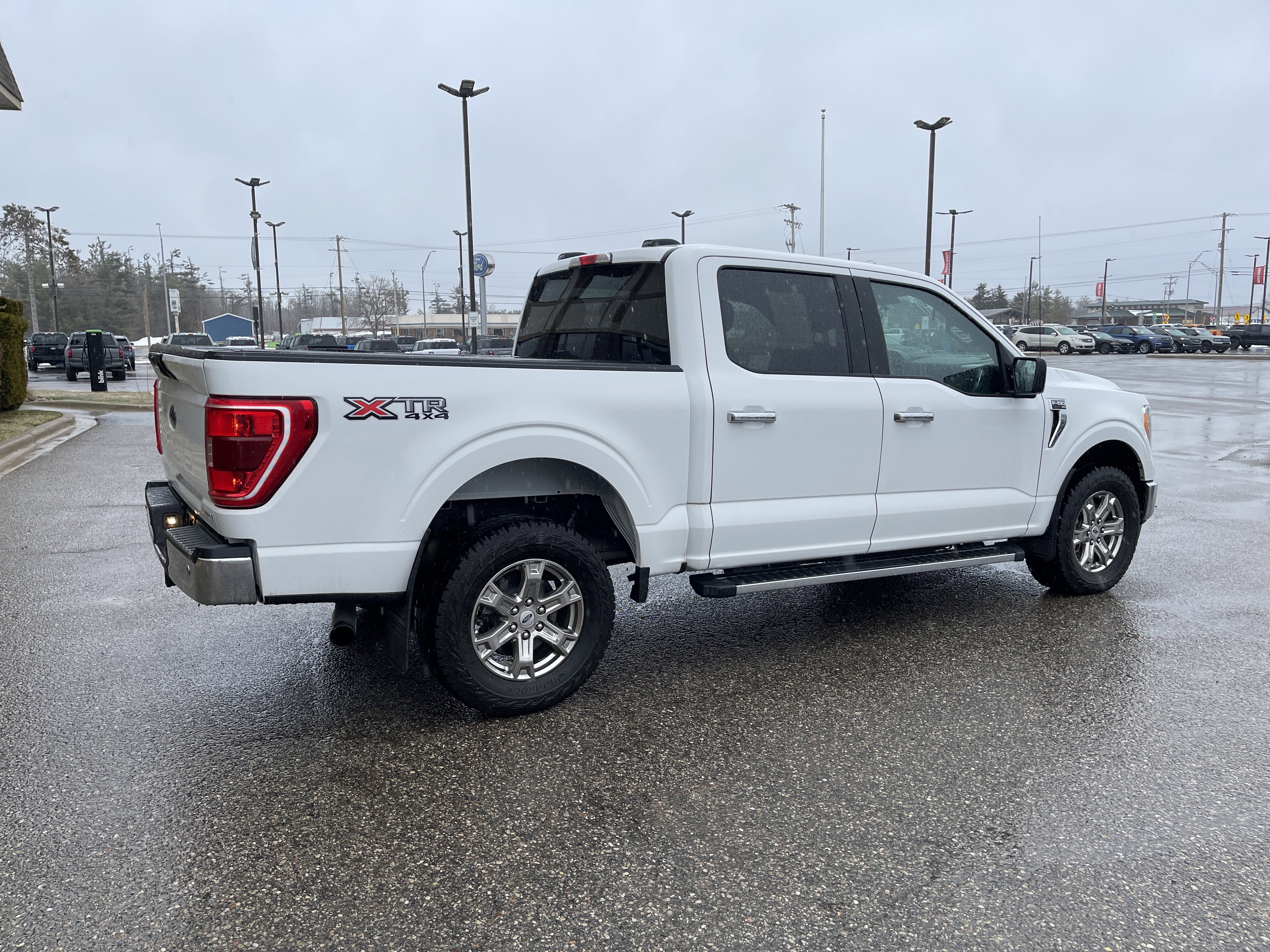 Used 2021 Ford F150 XLT w/ XTR Package image 3