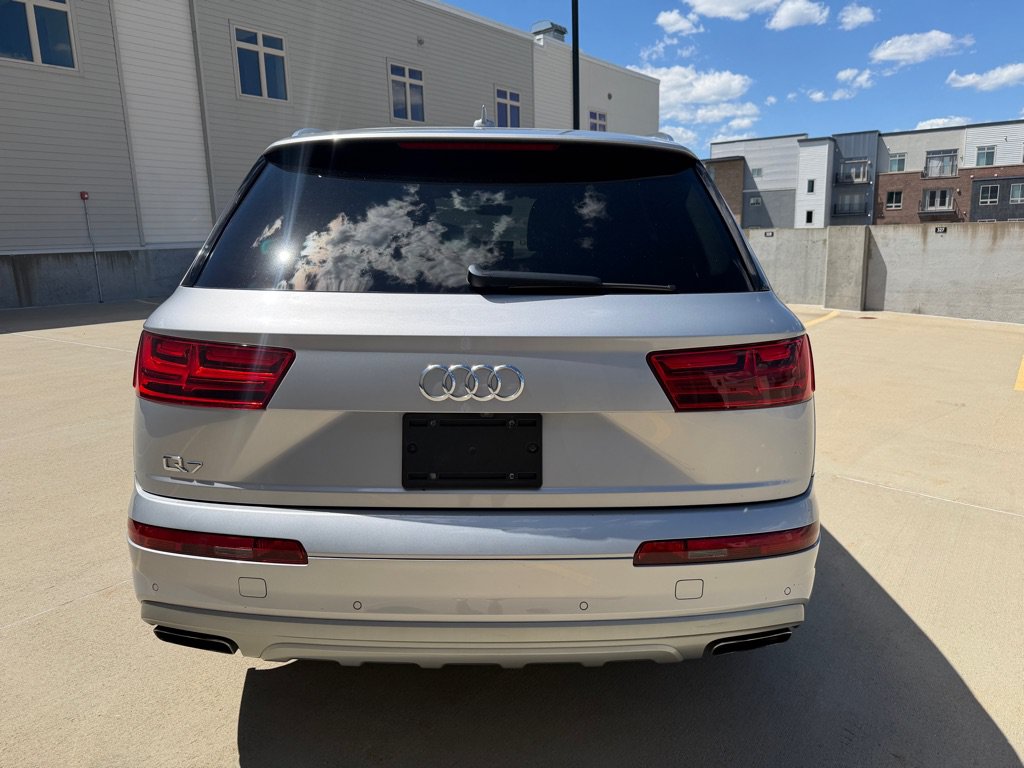 Used 2019 Audi Q7 3.0T Premium w/ Convenience Package AWD/4WD image 6
