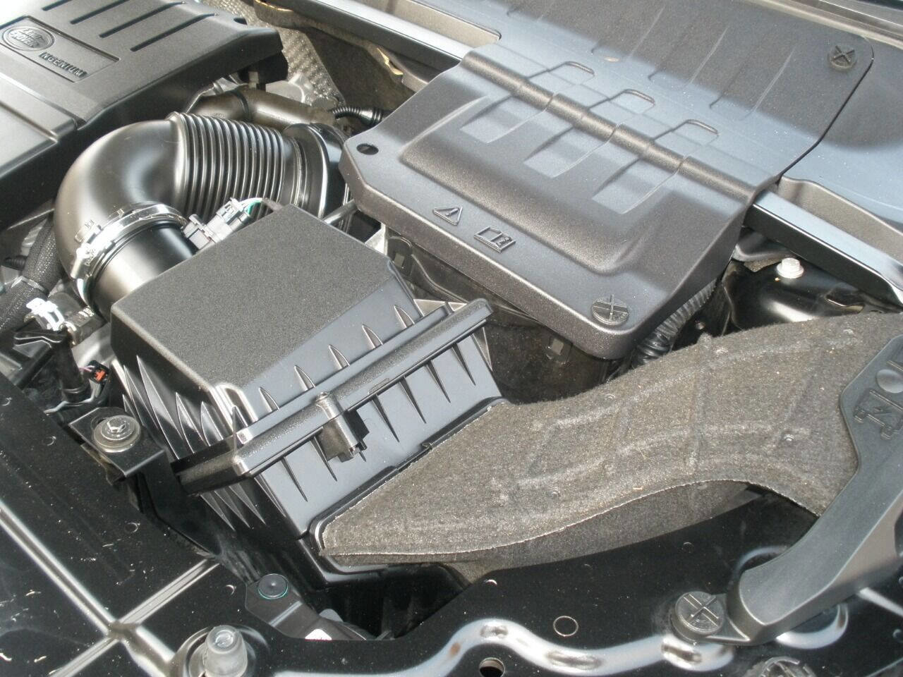 Used 2019 Land Rover Range Rover Evoque image 12