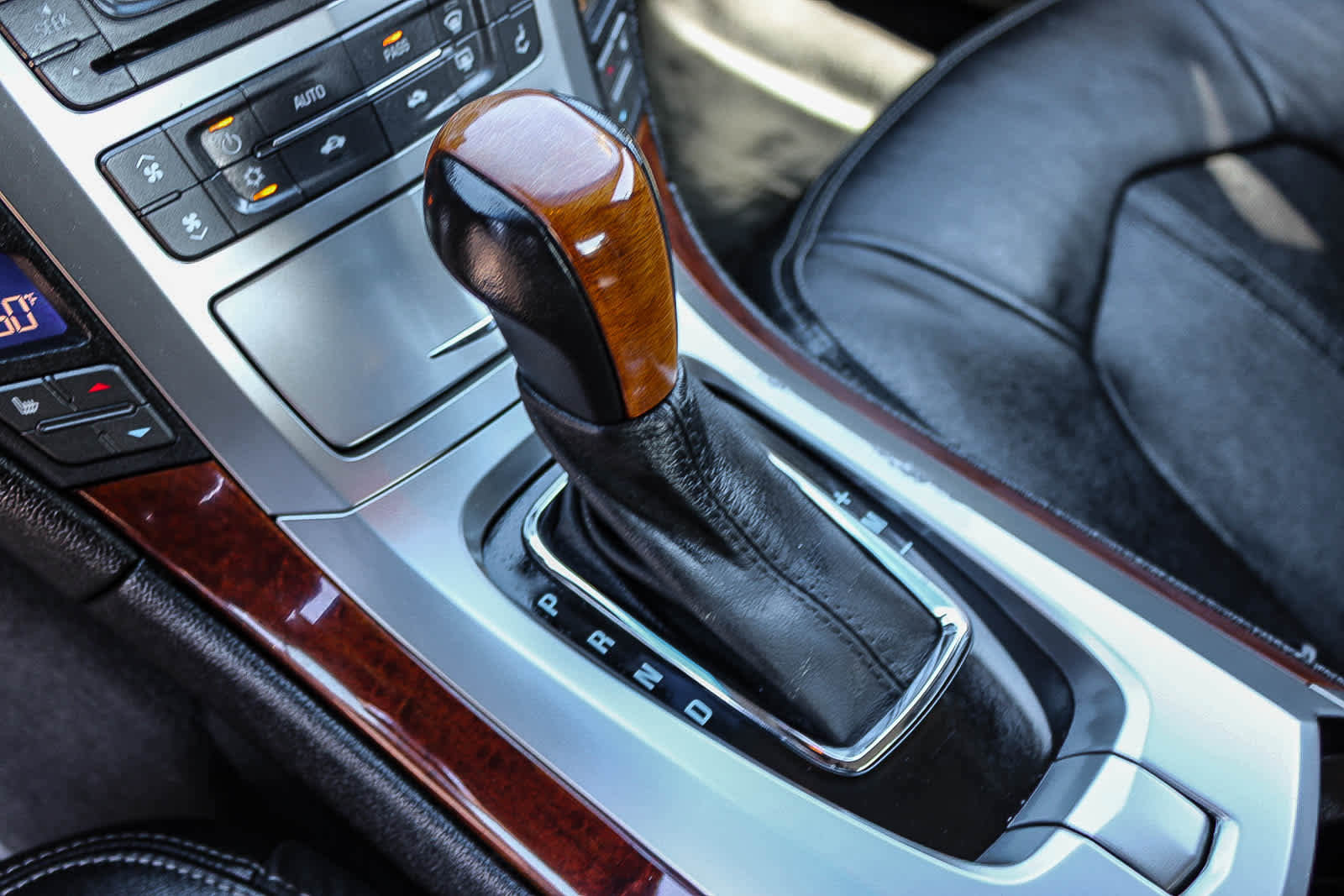 Used 2012 Cadillac CTS Luxury RWD image 19