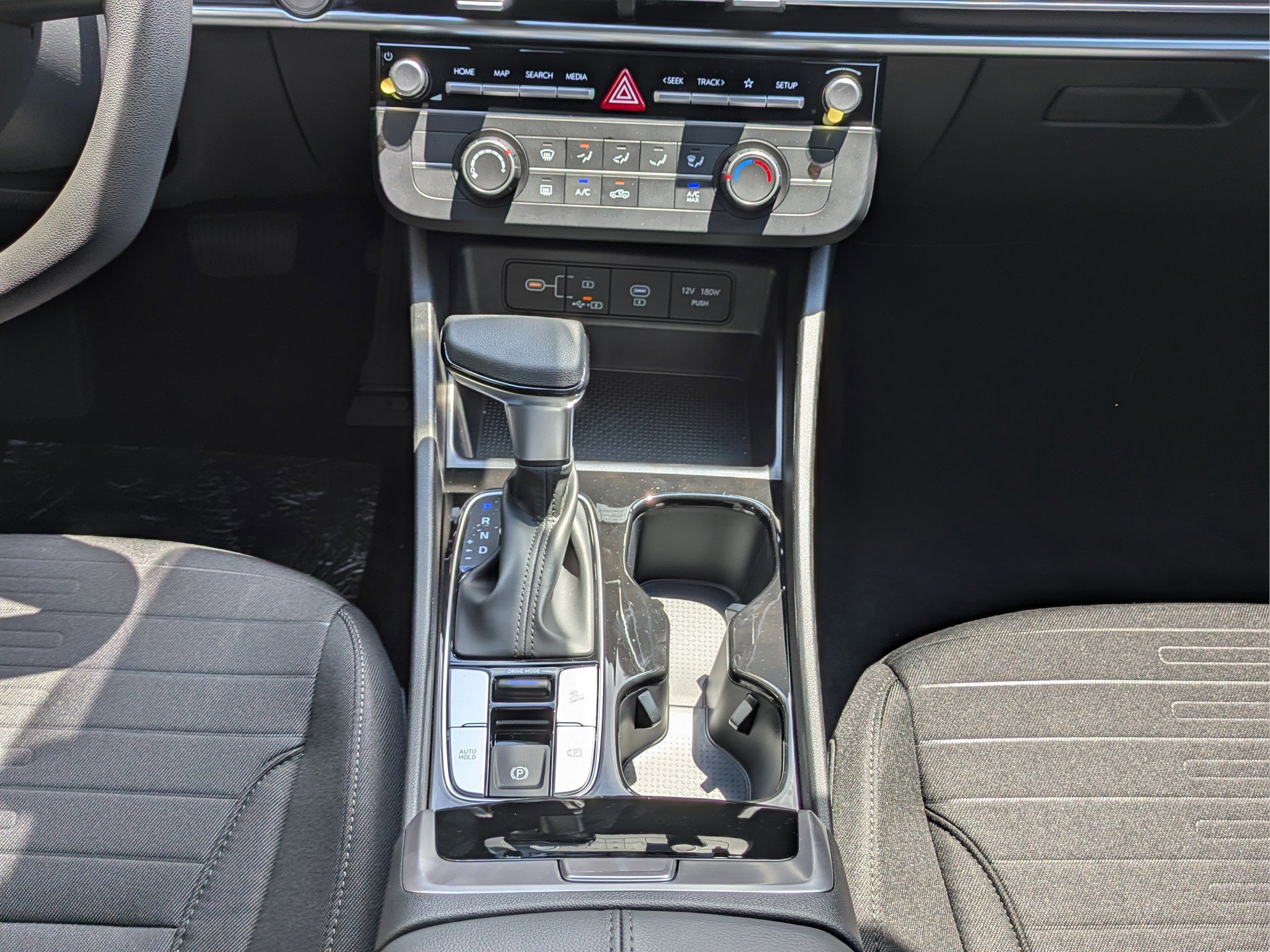 Certified 2026 Hyundai Santa Cruz SE FWD image 10