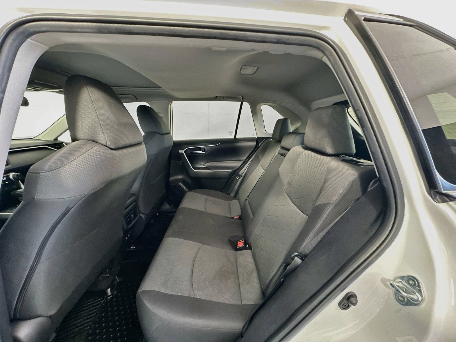 Used 2023 Toyota RAV4 XLE w/ Convenience Package AWD/4WD image 24