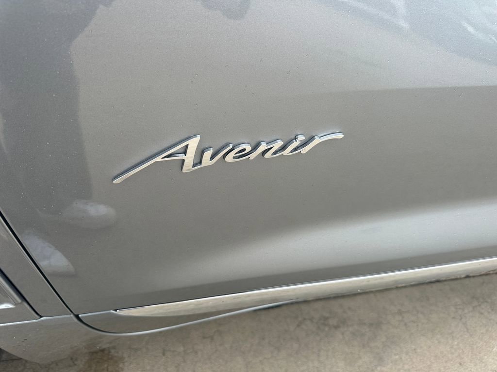 New 2026 Buick Enclave Avenir image 10