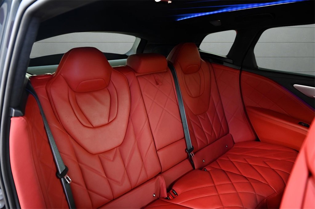 Used 2023 BMW XM image 30