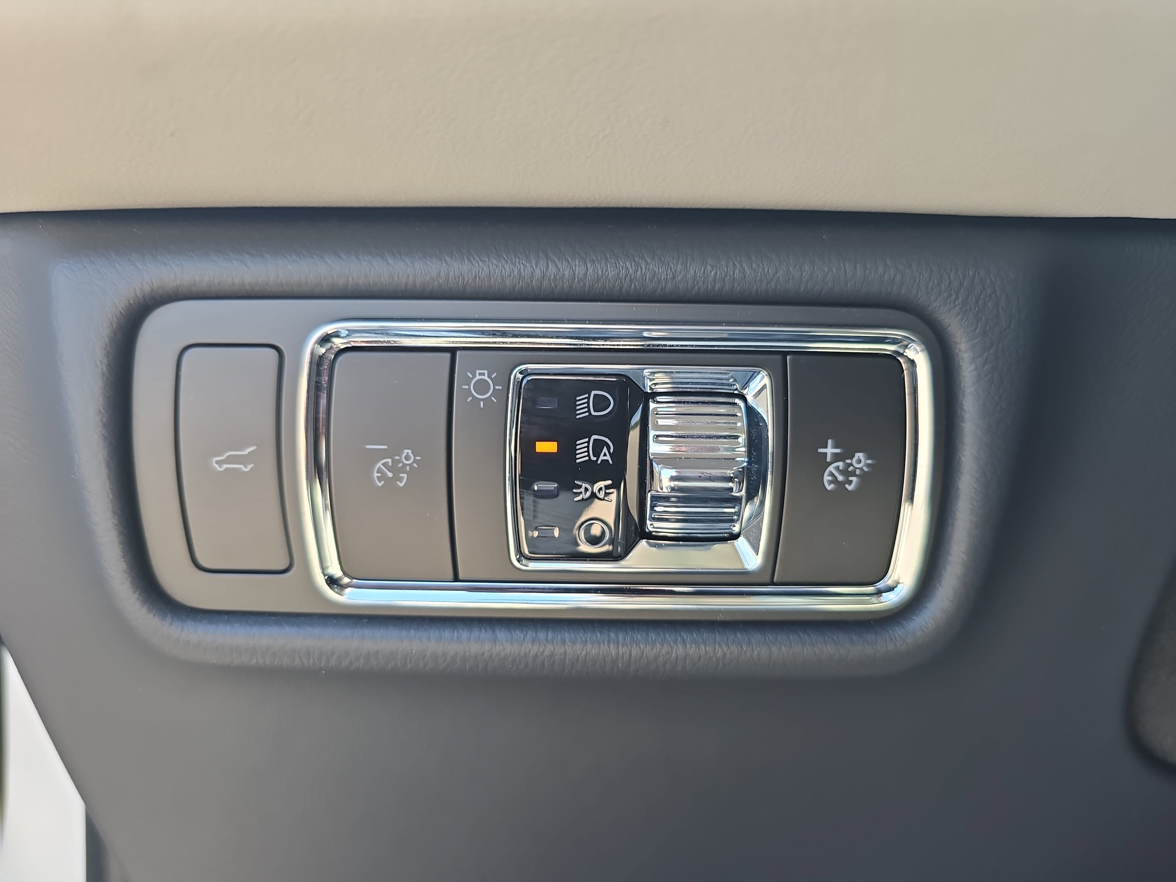 Used 2025 Lincoln Aviator 2WD image 25