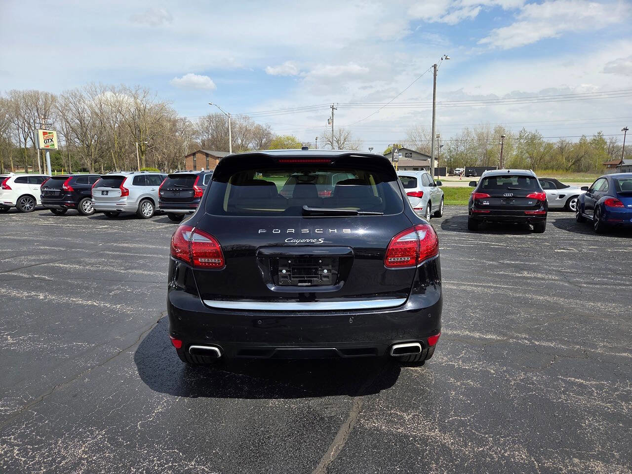 Used 2011 Porsche Cayenne S AWD/4WD image 4