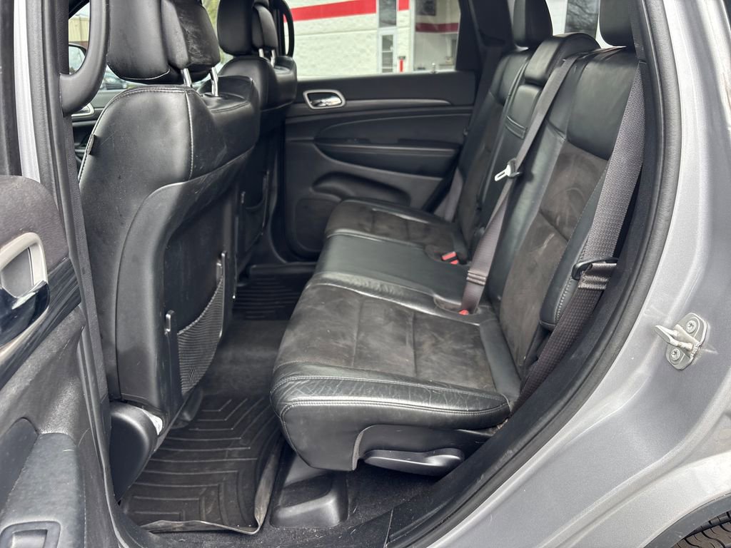 Used 2020 Jeep Grand Cherokee Altitude AWD/4WD image 28