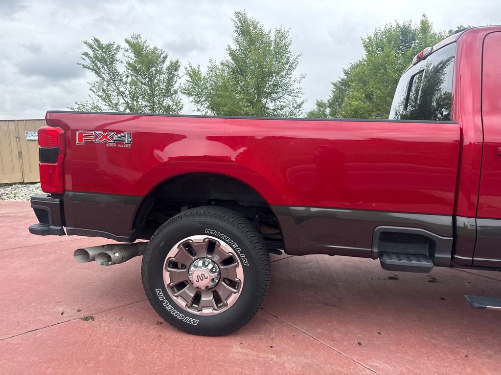 Certified 2024 Ford F350 King Ranch AWD/4WD image 32