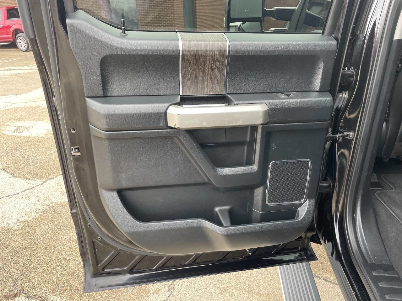 Used 2021 Ford F250 Lariat w/ Lariat Ultimate Package image 20