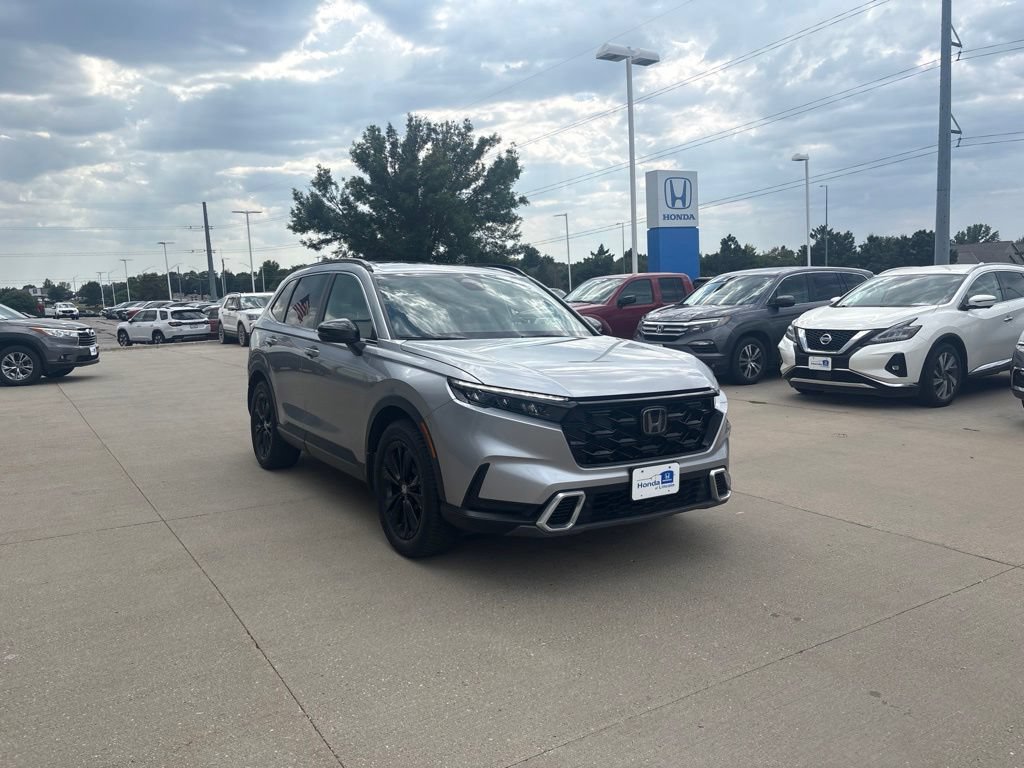 Certified 2023 Honda CR-V Sport Touring image 3