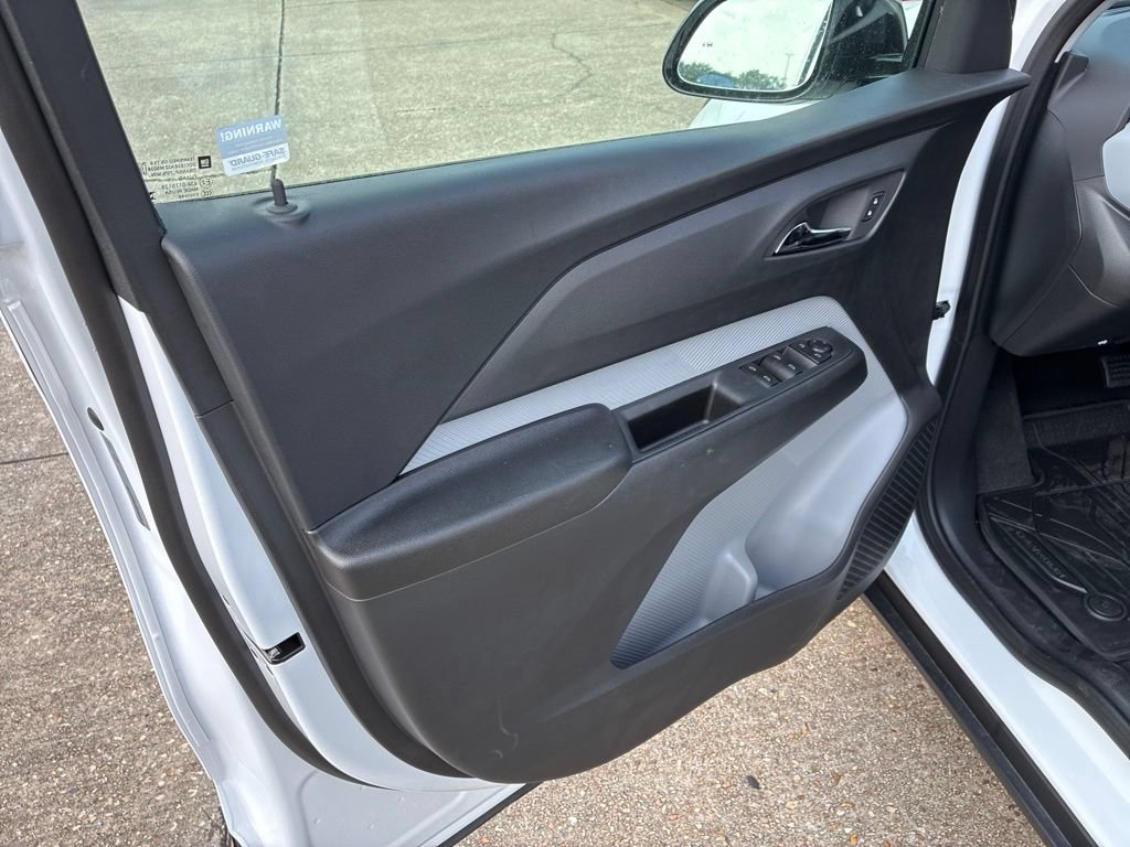 New 2027 Chevrolet Bolt LT FWD image 16