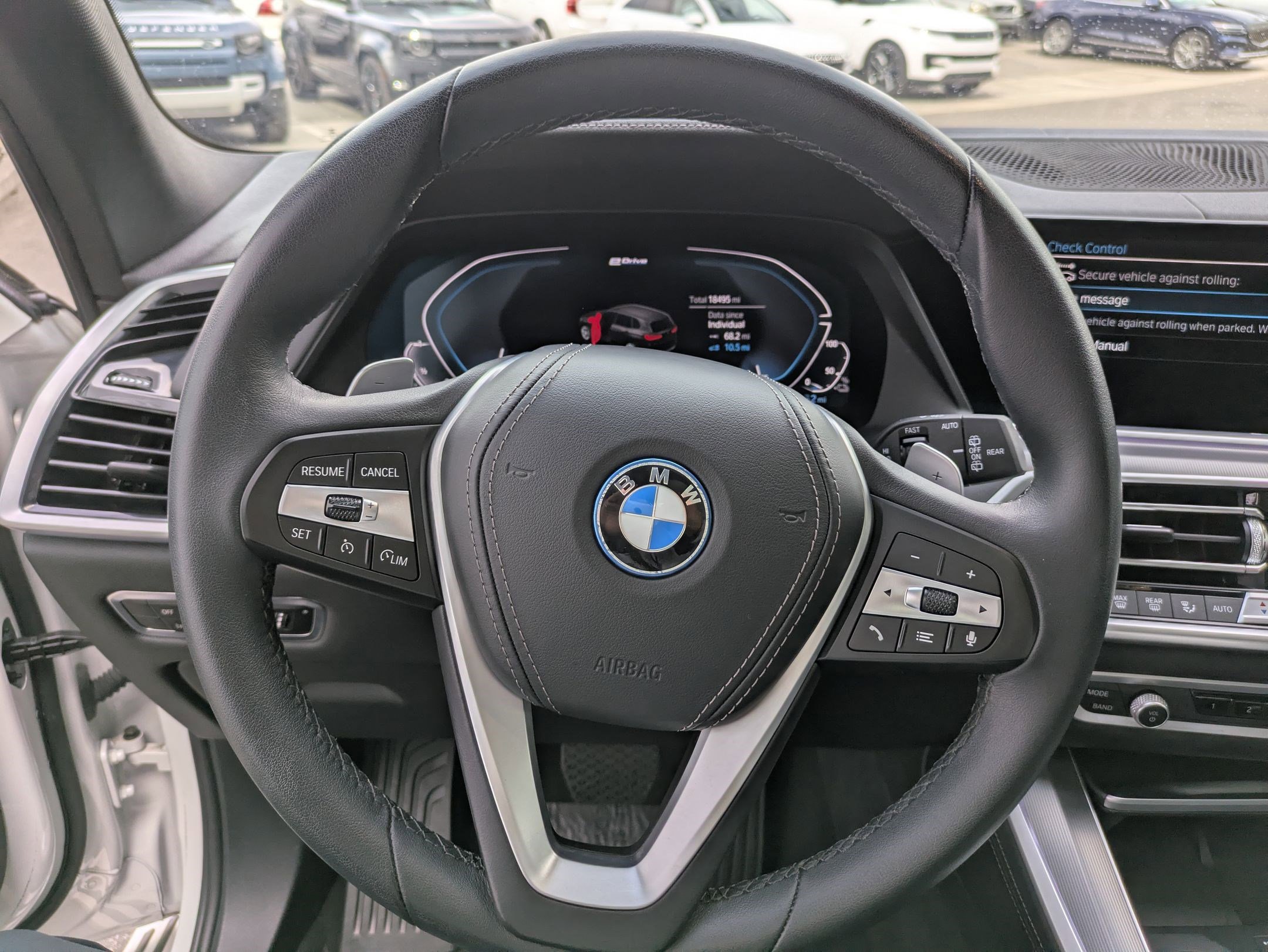 Used 2023 BMW X5 xDrive45e w/ Luxury Seating Package image 17