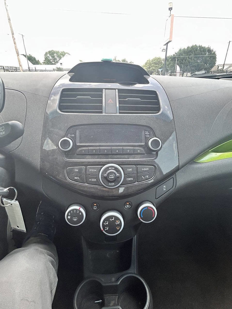Used 2014 Chevrolet Spark LS FWD image 17