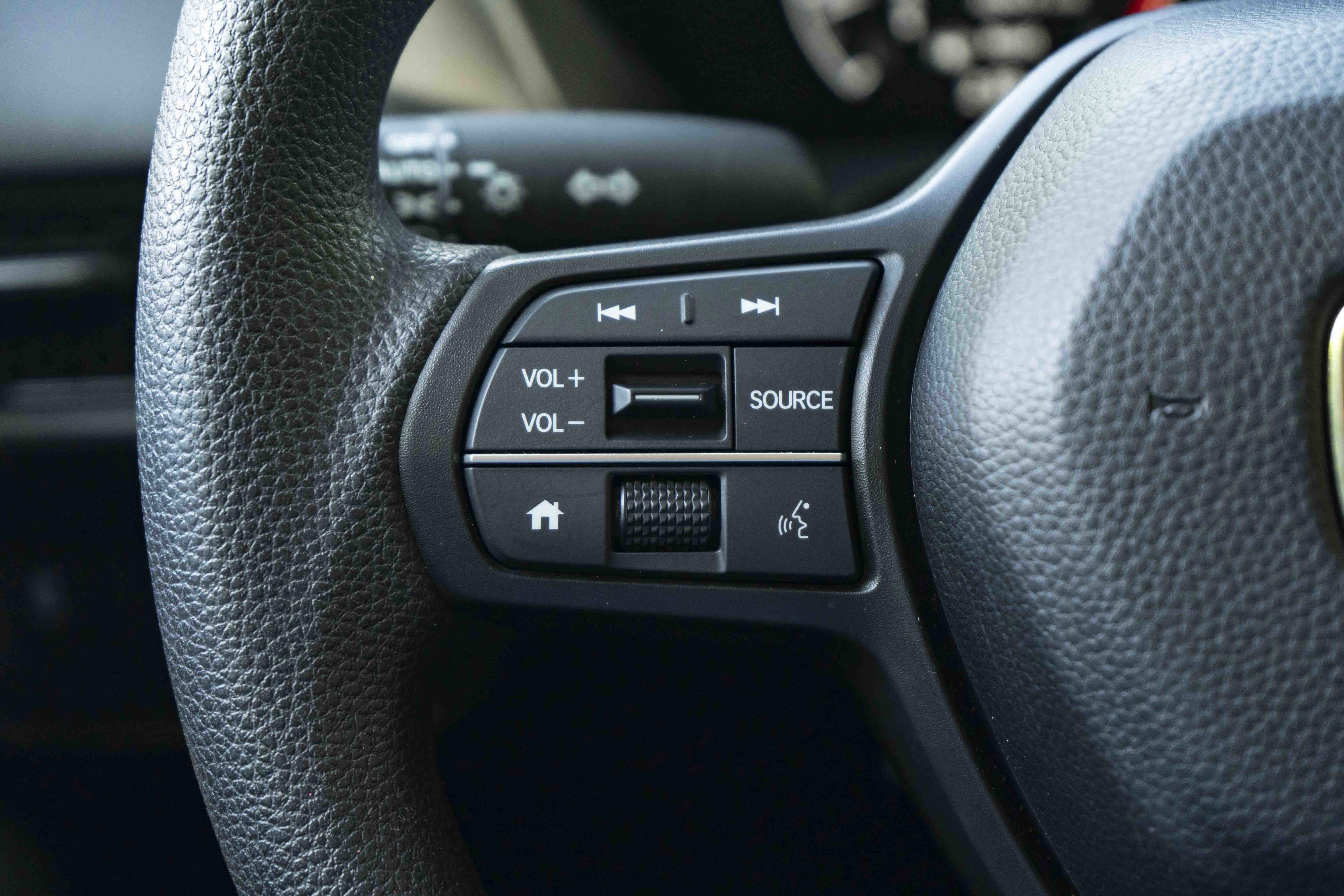 Used 2025 Honda HR-V LX image 20