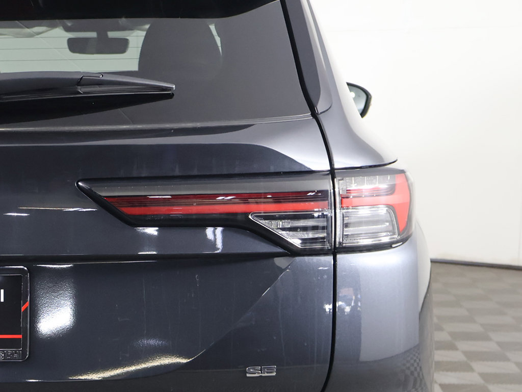 New 2026 Mitsubishi Outlander SE FWD image 18