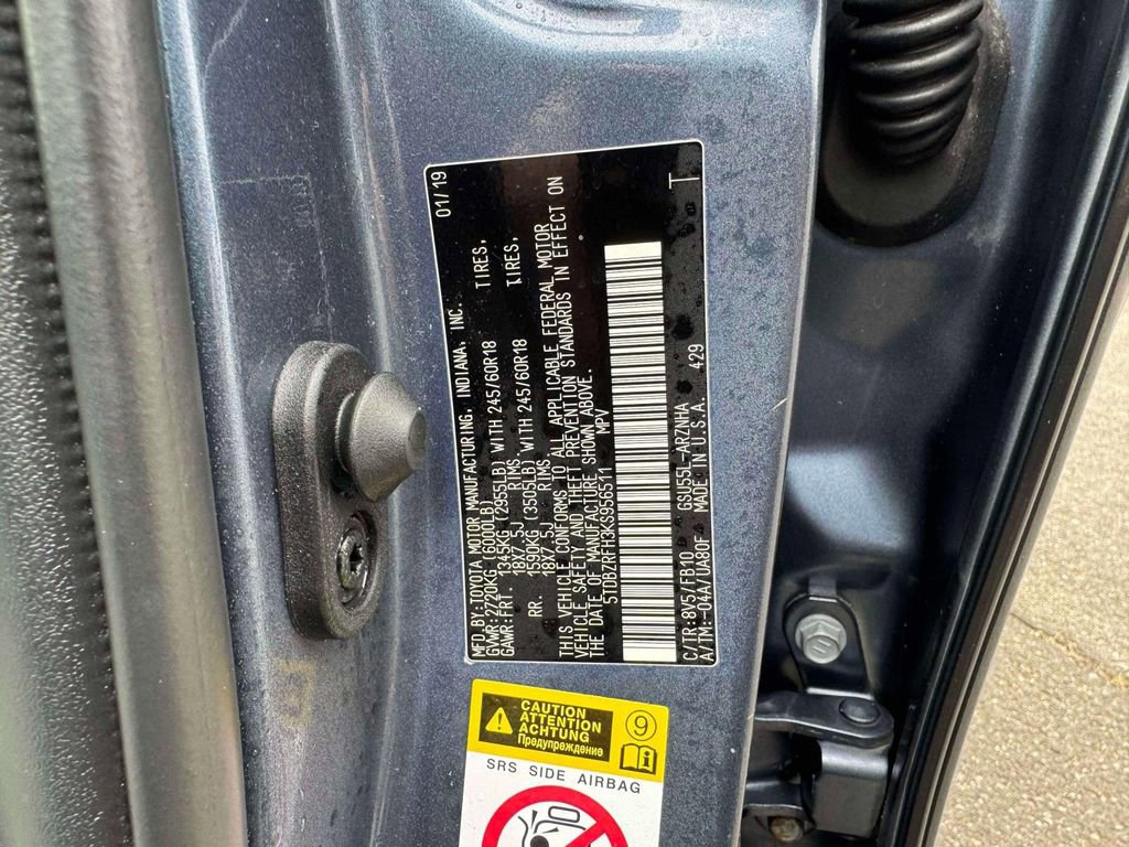 Used 2019 Toyota Highlander LE image 10