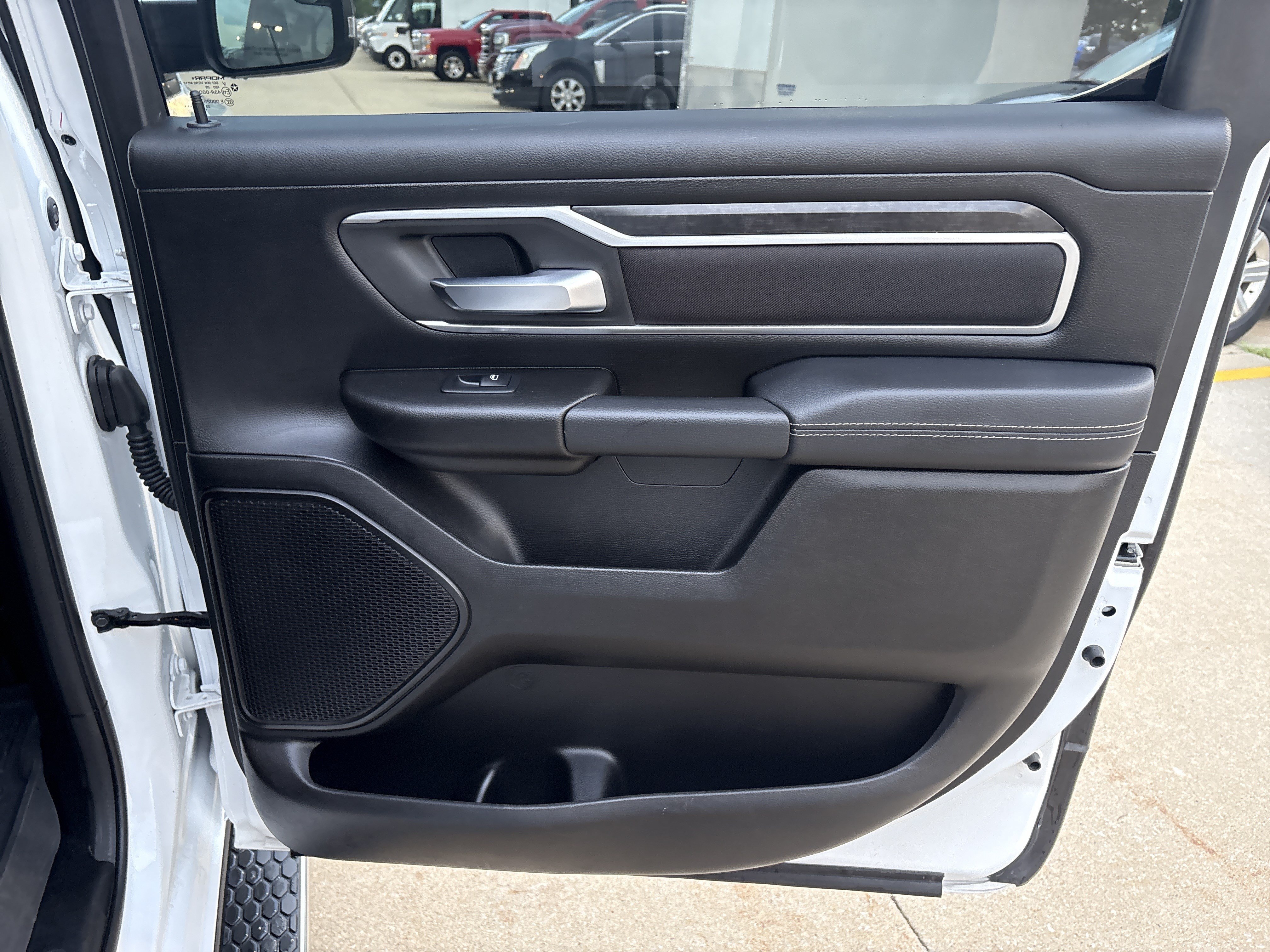 Used 2023 RAM 1500 Big Horn AWD/4WD image 15