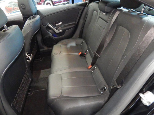 Used 2025 Mercedes-Benz CLA 250 4MATIC image 32