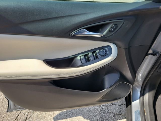 Used 2023 Buick Encore GX Preferred w/ Cold Weather Comfort Package FWD image 16