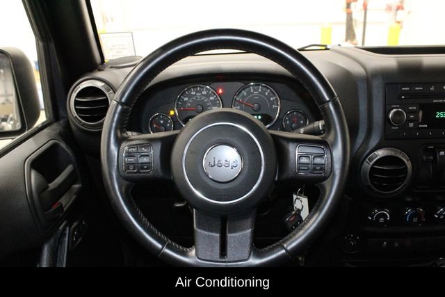 Used 2016 Jeep Wrangler Sport w/ Quick Order Package 24S AWD/4WD image 8