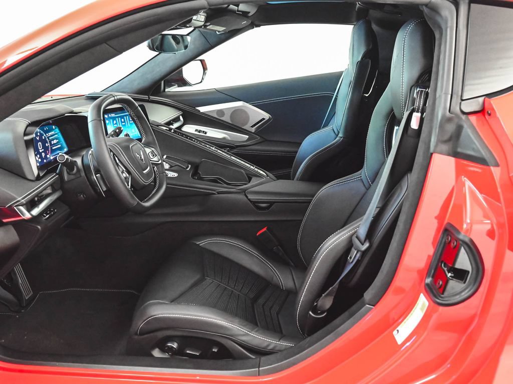 Used 2024 Chevrolet Corvette Stingray Premium Cpe w/ Z51 Performance Package RWD image 27