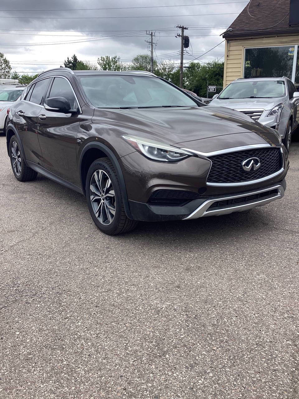 Used 2018 INFINITI QX30 AWD image 28