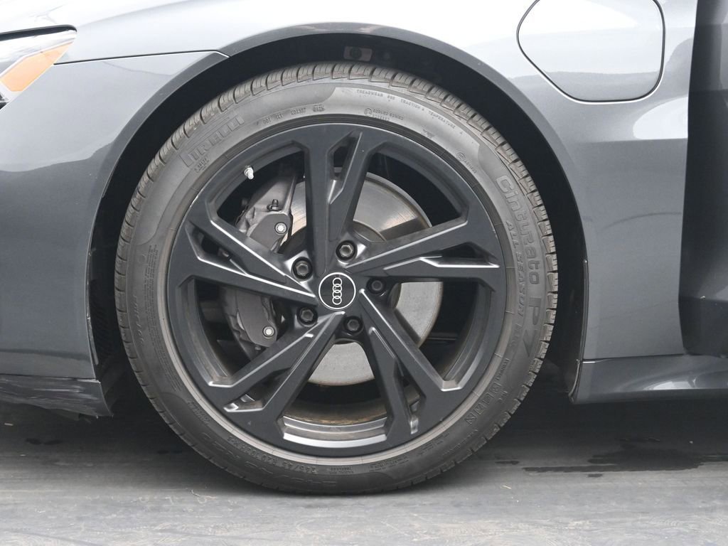Used 2023 Audi e-tron GT Premium Plus AWD/4WD image 31