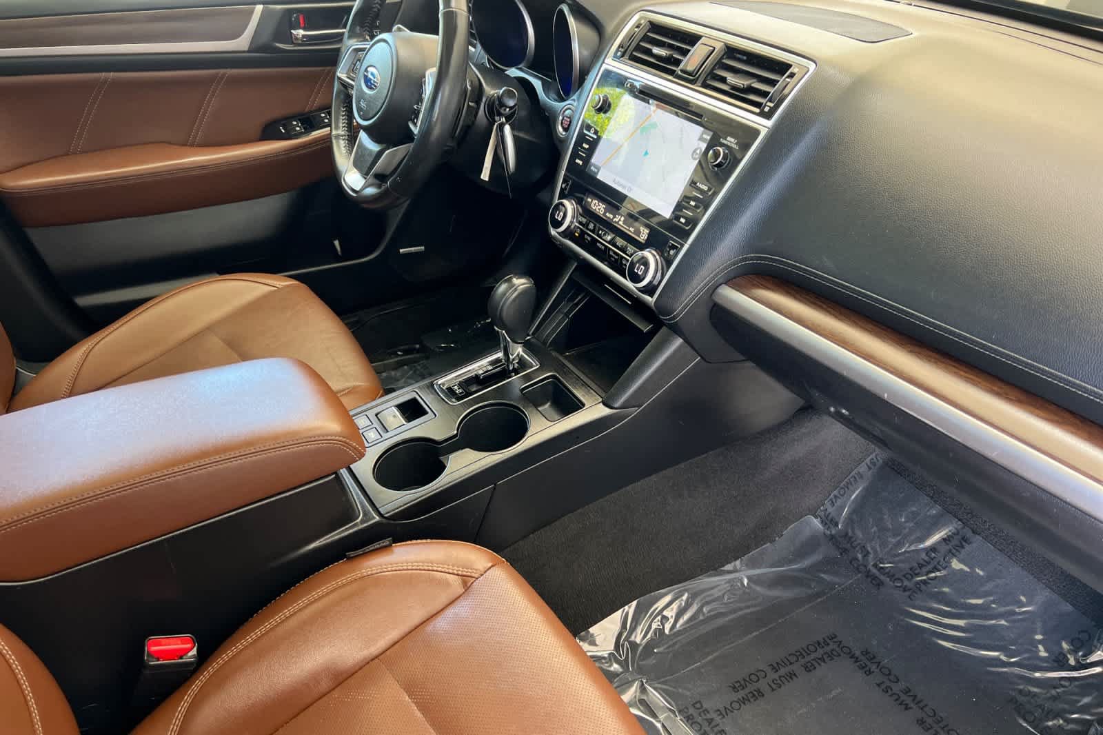 Used 2018 Subaru Outback 2.5i Touring w/ Popular Package #3 AWD/4WD image 17