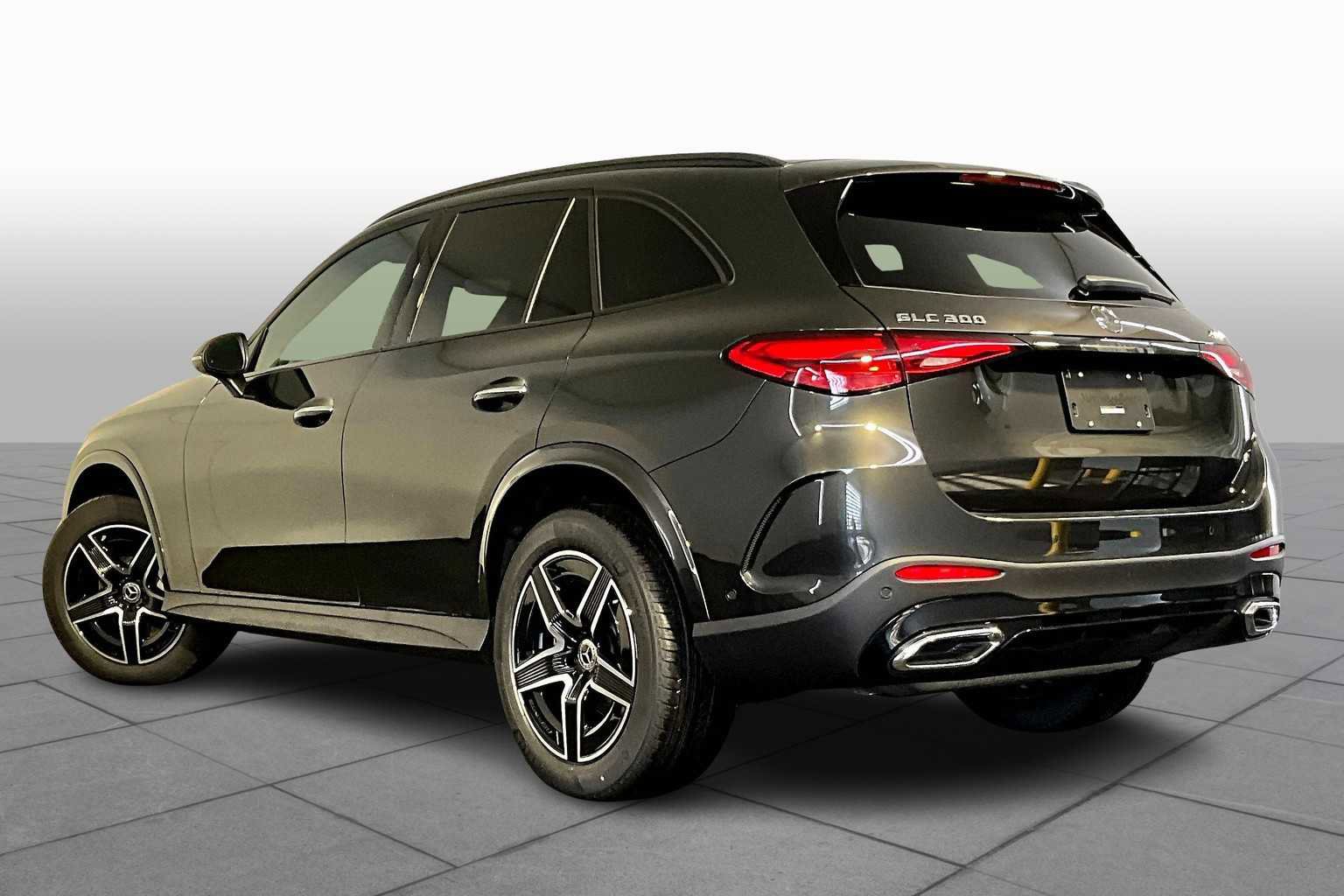 New 2026 Mercedes-Benz GLC 300 4MATIC image 3