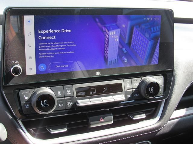 Used 2024 Toyota Grand Highlander AWD image 26