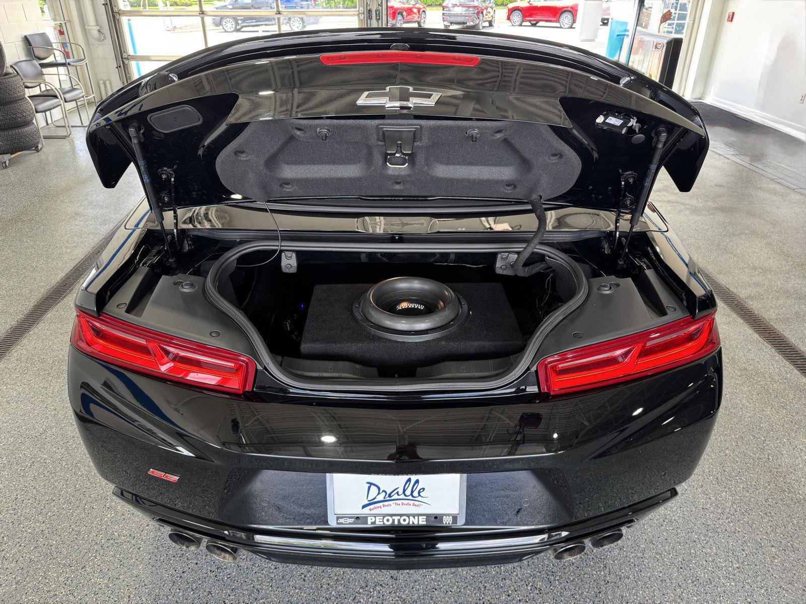 Used 2017 Chevrolet Camaro SS RWD image 12