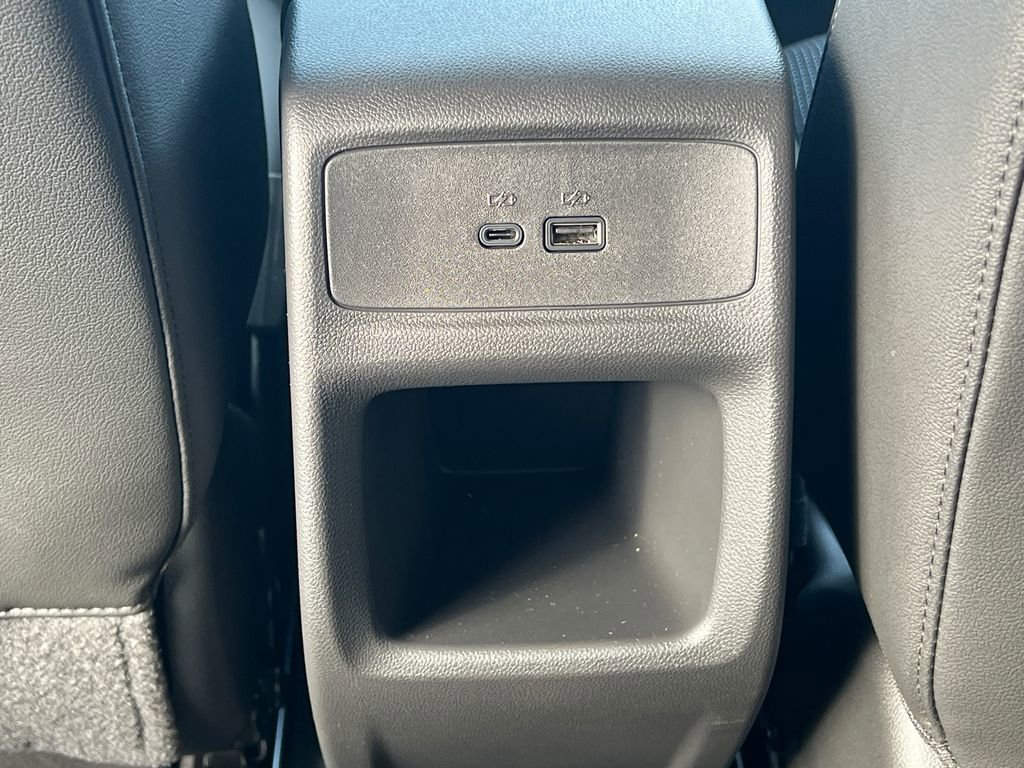 New 2026 Buick Envista Sport Touring FWD image 28